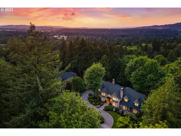 Lake Oswego, OR 97034,7 DOVER WAY