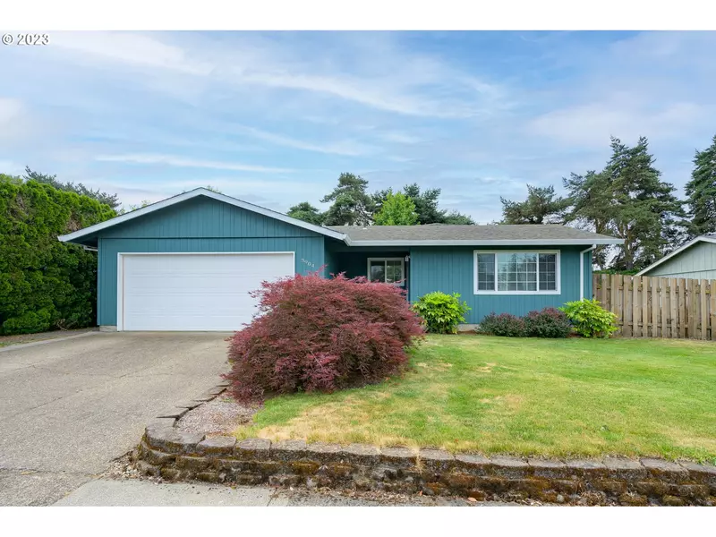 3904 E AQUARIUS BLVD, Newberg, OR 97132