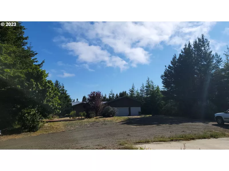 89358 CRANBERRY LN, Bandon, OR 97411