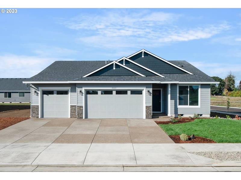 2441 NE Woodland WAY, Albany, OR 97321