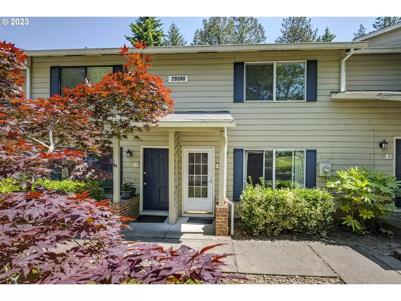 29590 SW COURTSIDE DR #3, Wilsonville, OR 97070