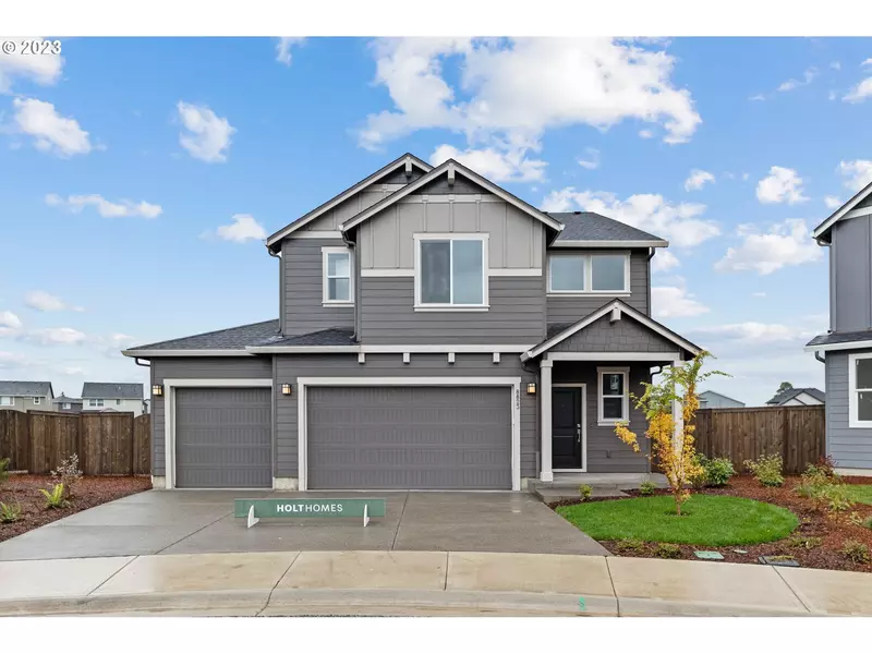 8823 N 3rd CIR, Ridgefield, WA 98642