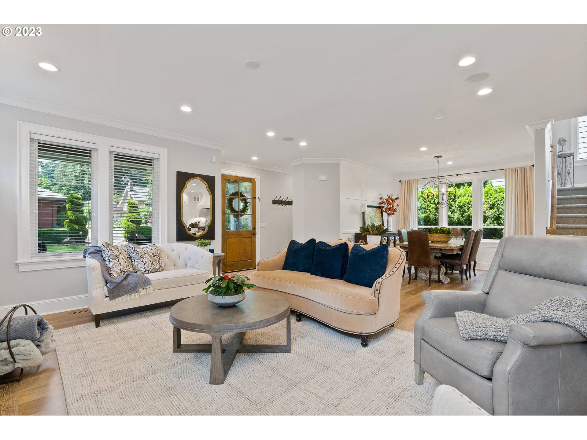 Lake Oswego, OR 97034,655 7TH ST