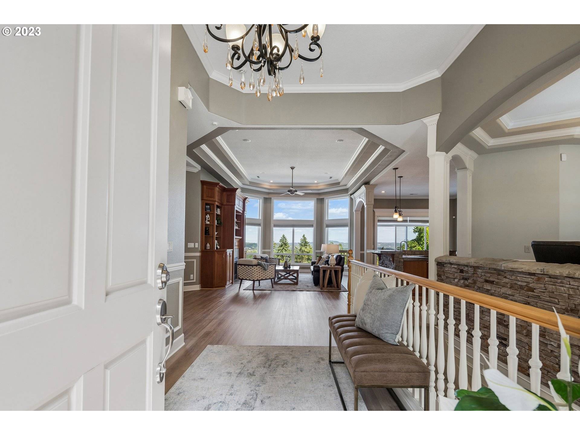 Lake Oswego, OR 97034,17656 WOODHURST PL