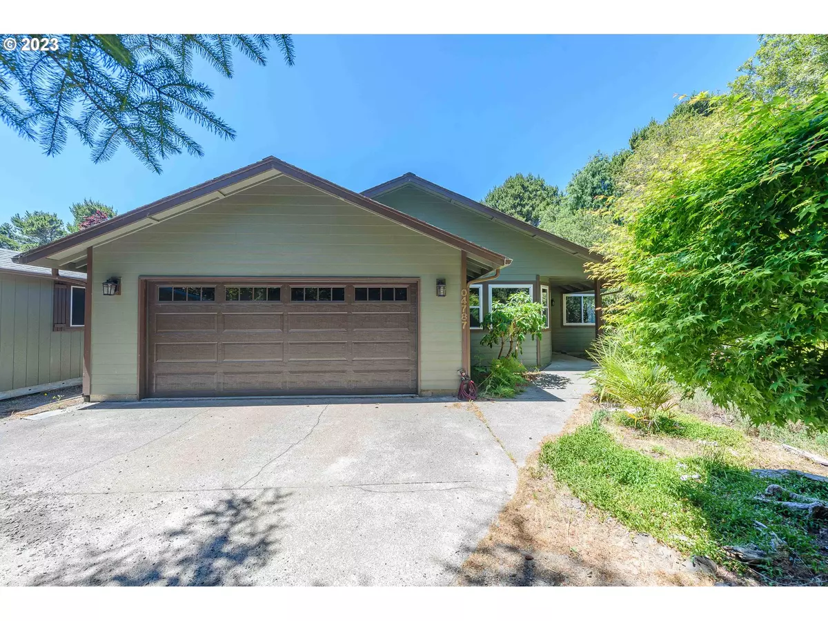 Florence, OR 97439,4787 OCEANA DR