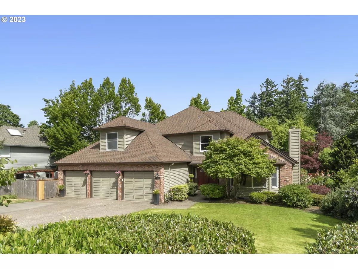 Lake Oswego, OR 97034,17532 OAK MEADOW LN