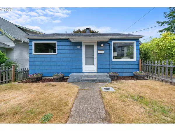 3372 Harrison AVE, Astoria, OR 97103