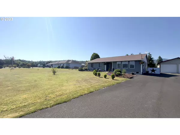 Astoria, OR 97103,42450 DALE LN