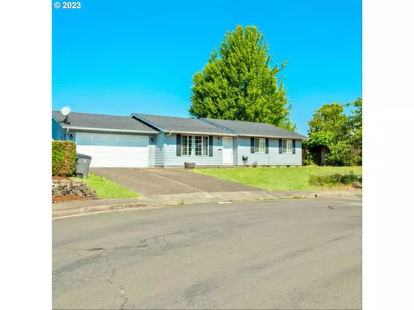 911 SW WARBLER CT, Mc Minnville, OR 97128