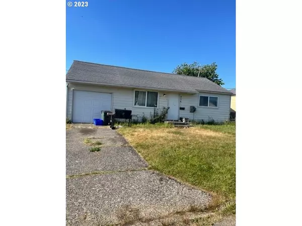 856 GARFIELD AVE, Coos Bay, OR 97420