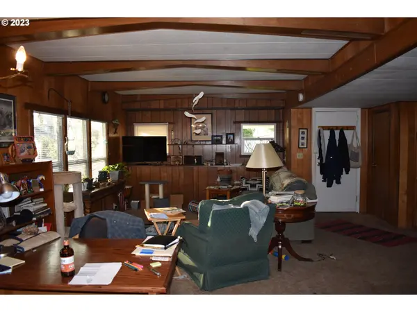 Eugene, OR 97408,3209 DOWNING ST