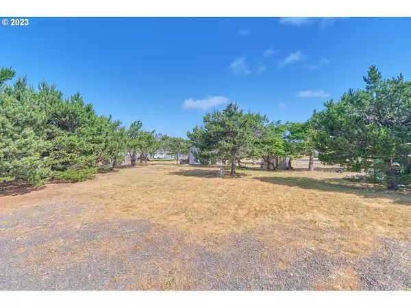 Ocean Park, WA 98640,707 347TH PL