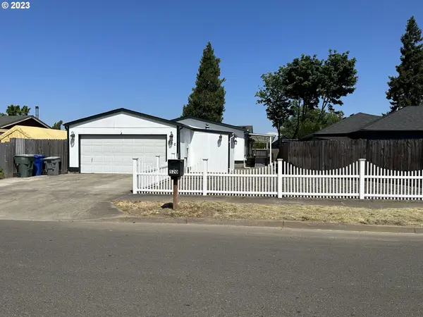 520 GREENCREST ST, Salem, OR 97301