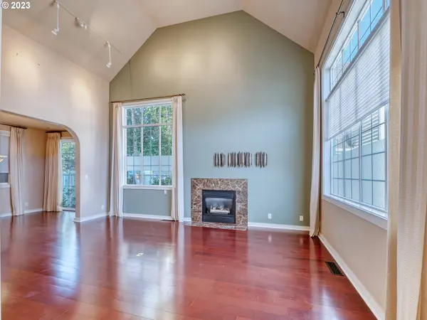 Eugene, OR 97401,508 COVEY LN