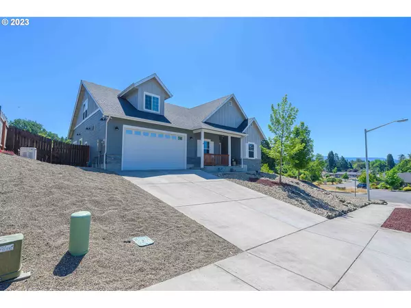 Cottage Grove, OR 97424,424 N M ST