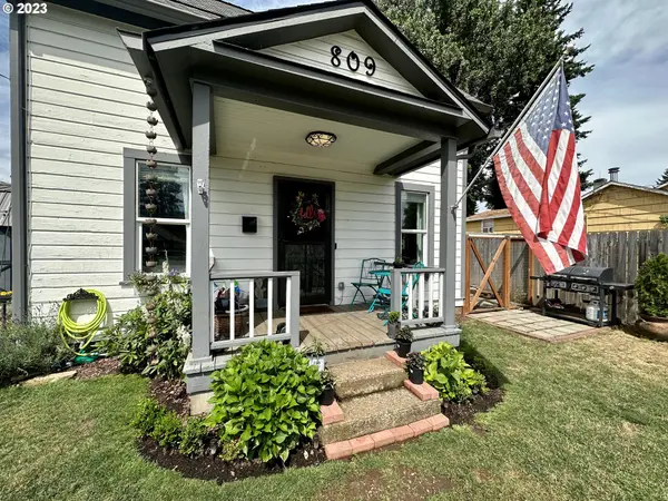 Cottage Grove, OR 97424,809 S 6th ST