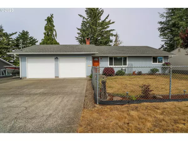 470 N WALL ST, Coos Bay, OR 97420