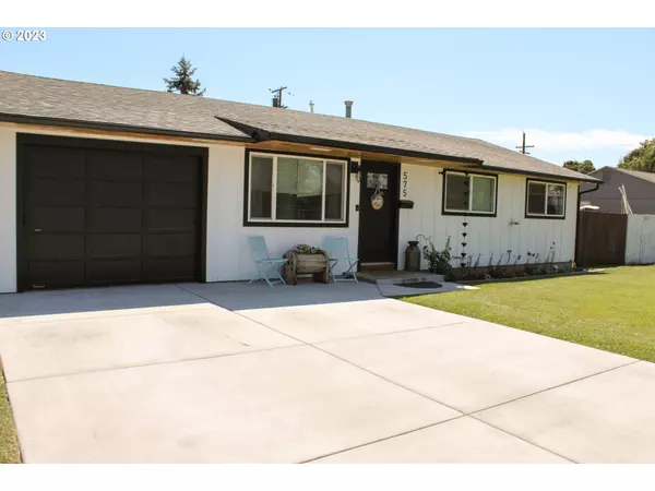 575 W HIGHLAND AVE, Hermiston, OR 97838