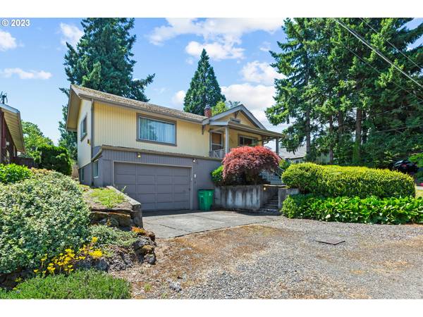 3554 SW FALCON ST, Portland, OR 97219