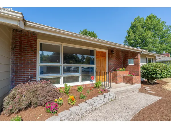 Eugene, OR 97404,1474 LAKE DR