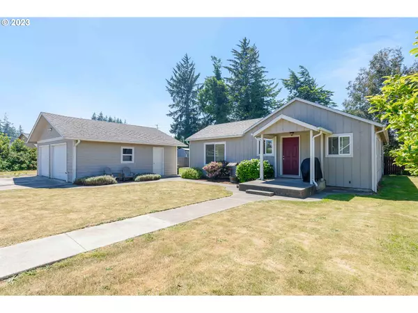 North Bend, OR 97459,3004 A ST