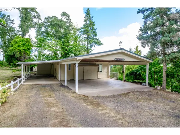 Scotts Mills, OR 97375,524 6TH ST