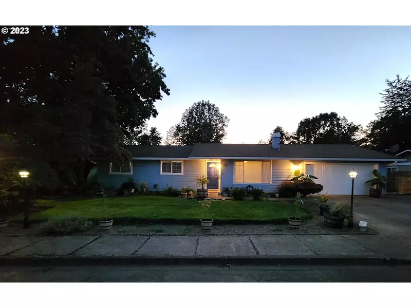 927 HA MAR AVE NE, Salem, OR 97301