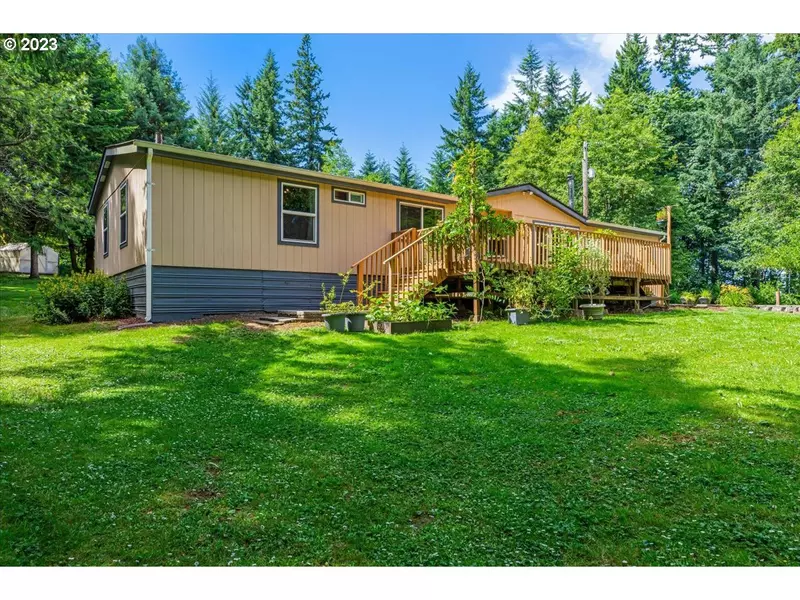 32562 HIGHLAND RD, Rainier, OR 97048