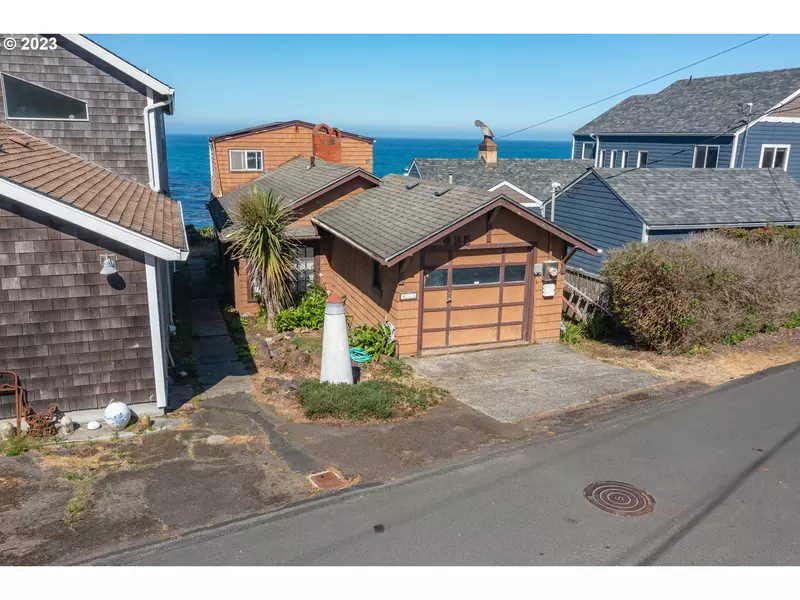 435 NW Alsea ST, Depoe Bay, OR 97341