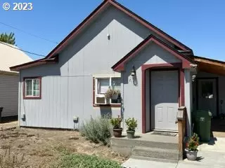 215 W CHURCH ST, Heppner, OR 97836