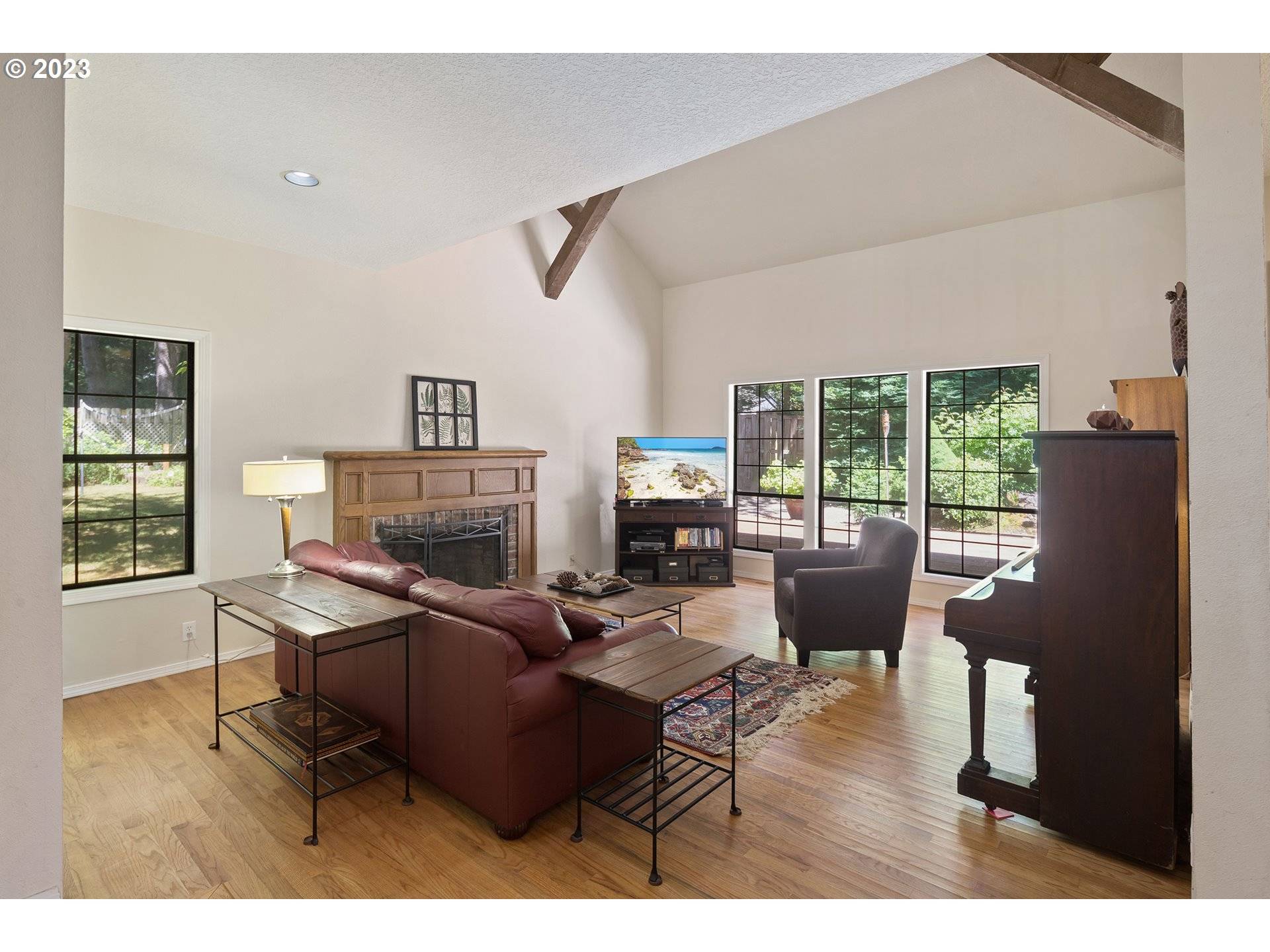 Lake Oswego, OR 97034,19443 KOKANEE CT