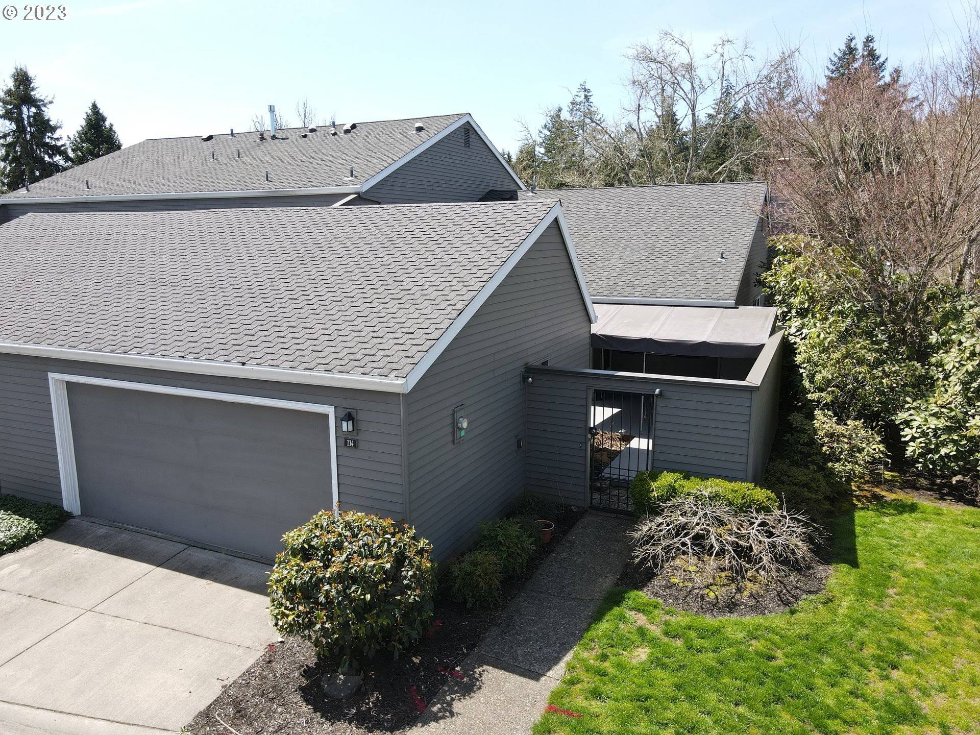 Lake Oswego, OR 97035,114 GREENRIDGE CT