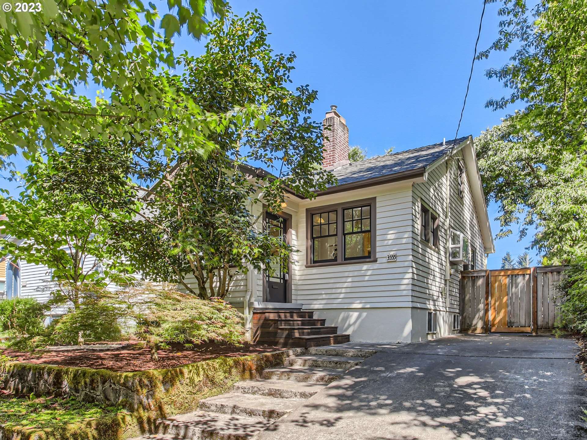 3555 SE FRANKLIN ST, Portland, OR 97202