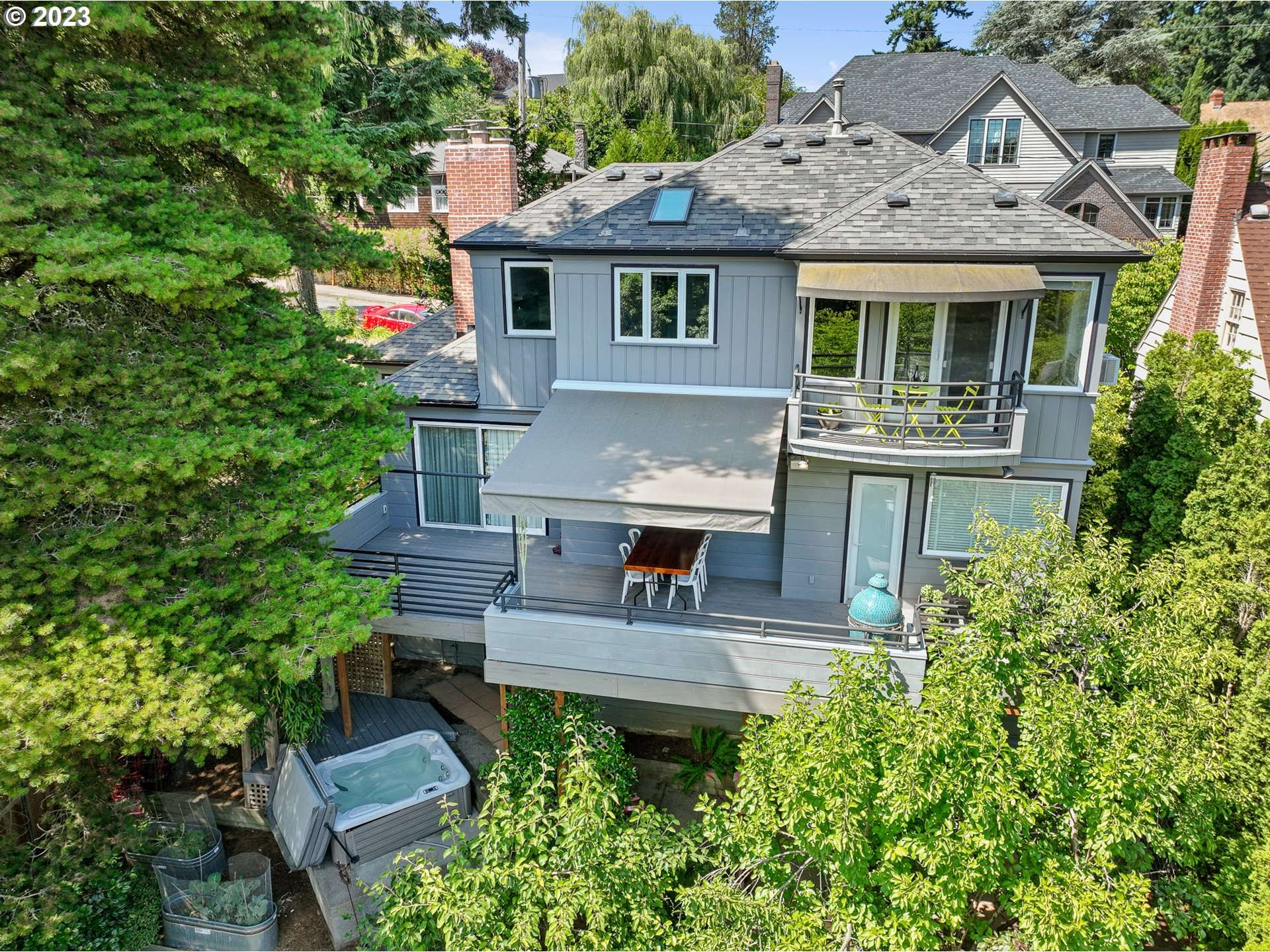 1424 SW DAVENPORT ST, Portland, OR 97201
