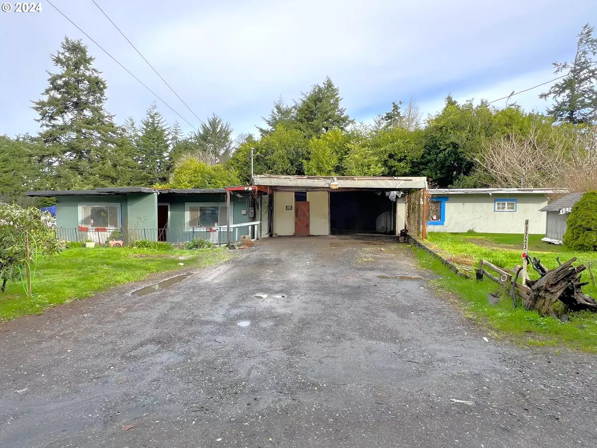 Coos Bay, OR 97420,91721 CAMERON LN