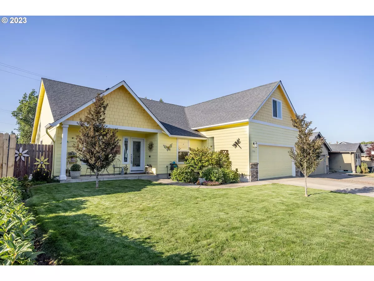 Creswell, OR 97426,1096 BRADSHAW LN