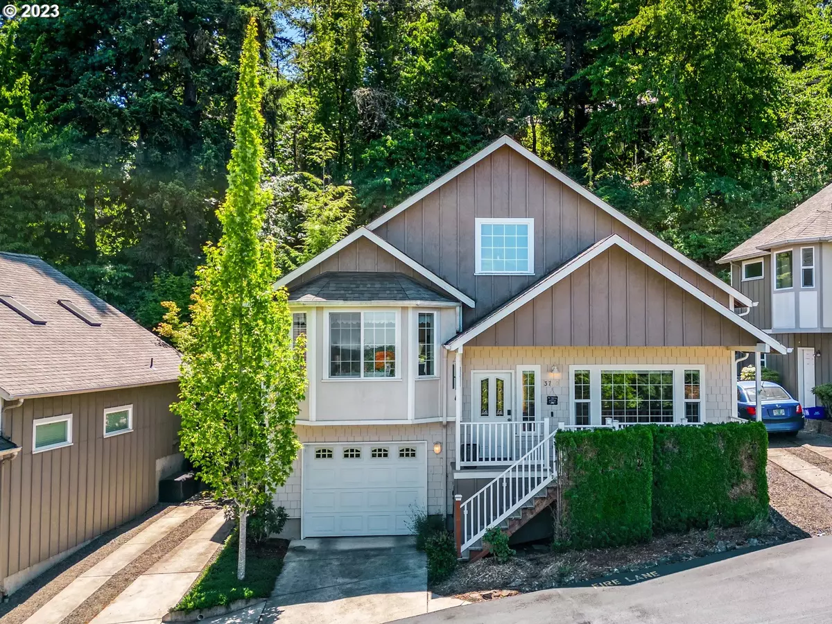 Eugene, OR 97405,3760 COLONY OAKS DR