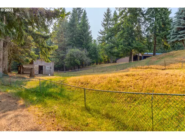 White Salmon, WA 98672,11 MCVEY RD