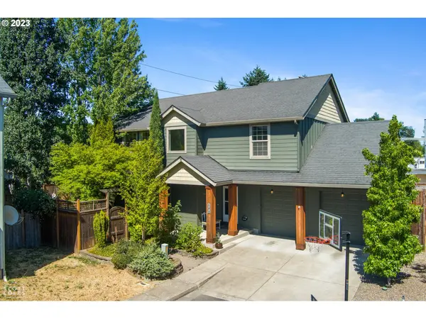 894 JACKIES LN, Eugene, OR 97404