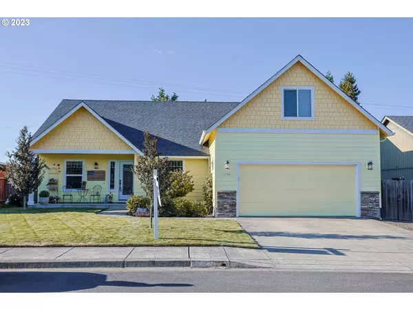 Creswell, OR 97426,1096 BRADSHAW LN