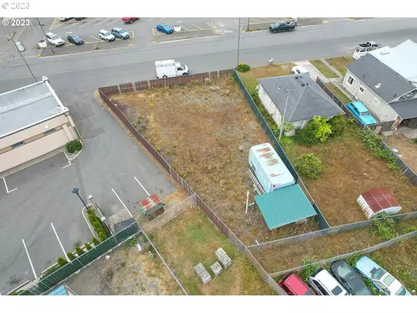 Coos Bay, OR 97420,151 N CAMMANN ST