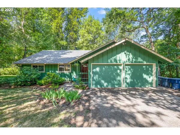 2933 TIMBERLINE DR, Eugene, OR 97405