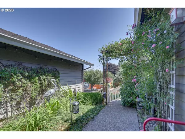 Gresham, OR 97080,1511 SW ROYAL AVE