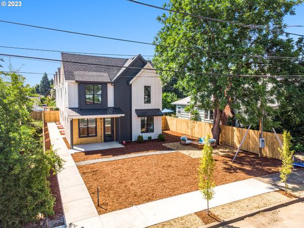 3767 SE 73rd AVE #4, Portland, OR 97206