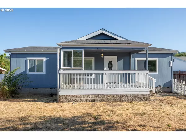 Sutherlin, OR 97479,201 HEAVENLY CT