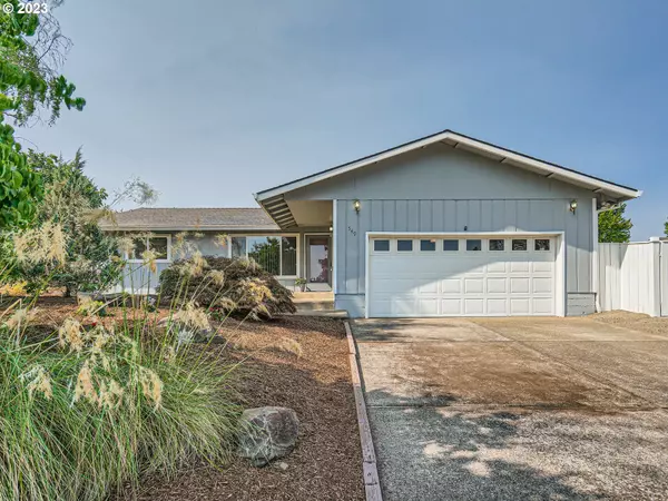 Dallas, OR 97338,549 NE DOGWOOD CT