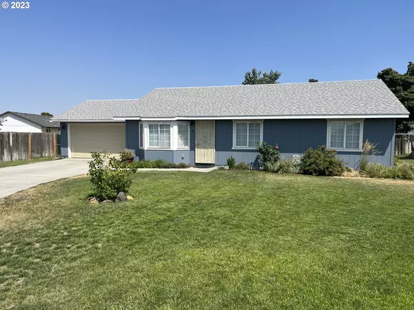 5 RIO SENDA ST, Umatilla, OR 97882