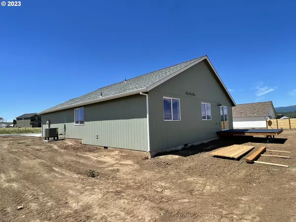 Goldendale, WA 98620,111 Highlands CT