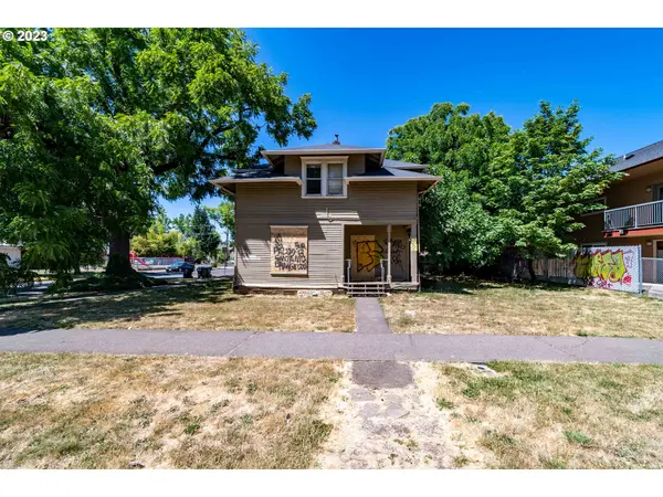 Eugene, OR 97401,611 E 15TH AVE