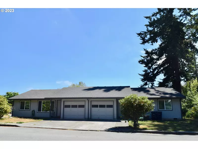 625 HASSETT ST, Brookings, OR 97415